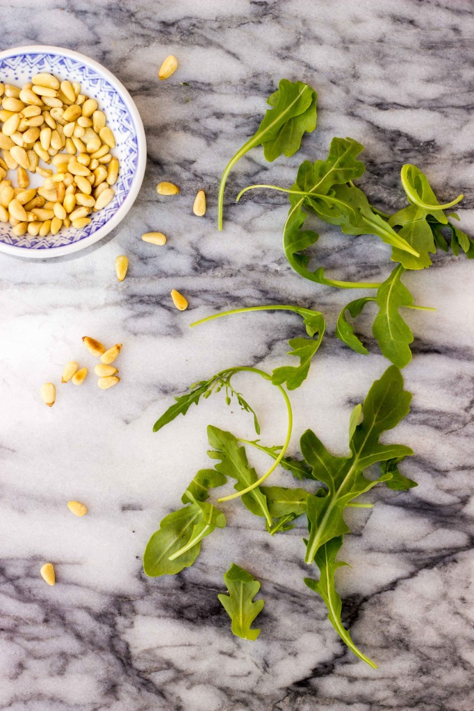 Basil & Roasted Garlic Ricotta Pizza with Arugula & Balsamic Reduction-8749