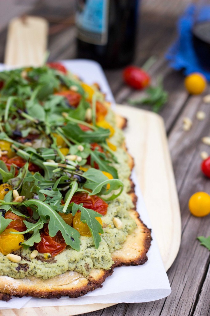 Basil & Roasted Garlic Ricotta Pizza with Arugula & Balsamic Reduction-8822