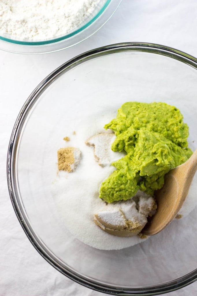 Avocado Cookies with Chocolate Chips & Pistachios-1405