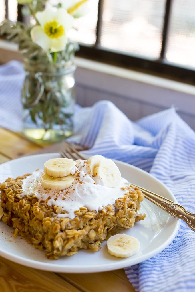 Peanut Butter and Banana Baked Oatmeal-