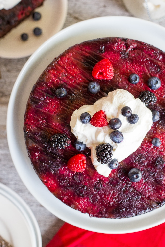 This Gluten Free Mixed Berry Upside Down Chocolate Cake is the perfect combination of chocolate and berries in each bite!