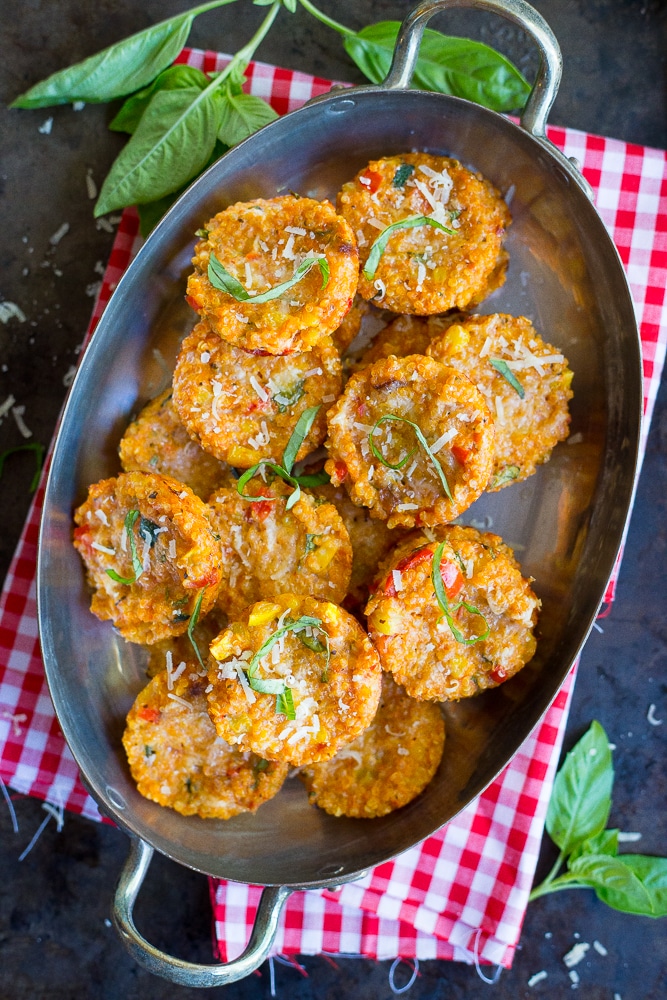 These Quinoa Pizza Bites with Summer Vegetables are healthy, delicious and make for the perfect snack! {gluten free}