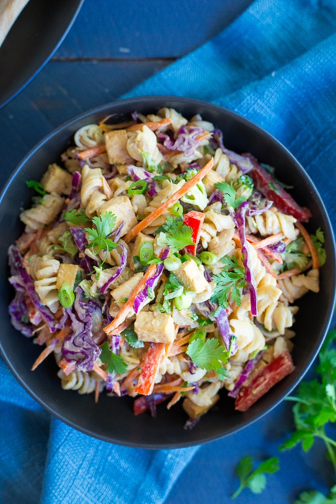 Asian Peanut Pasta Salad- A mayo free pasta salad that is packed with flavor and vegetables! It's gluten free and vegan and perfect for your next BBQ or a make ahead lunch! It's also great for a quick and easy vegetarian dinner!