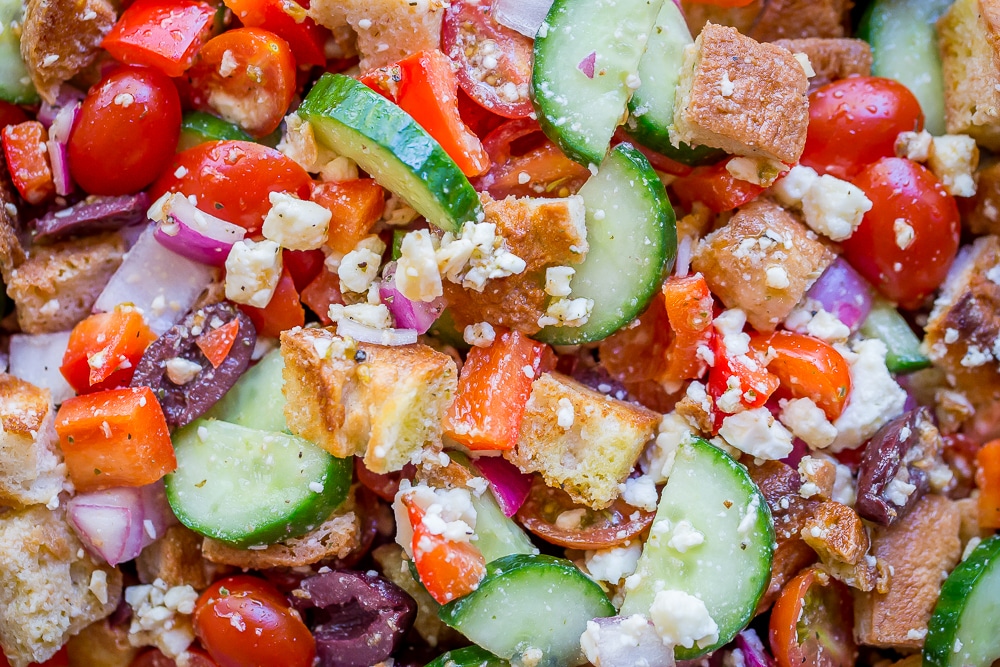 Easy Greek Panzanella Salad- You'll love this veggie packed, super flavorful salad that's filling too! Vegetarian/Gluten Free/Summer Salad