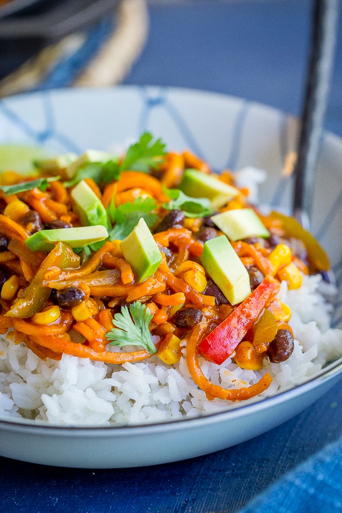 Sweet Potato Noodle Enchilada Bowls - These delicious bowls can be made as a quick and easy dinner or a meal prep lunch! Vegetarian/Vegan/Gluten Free/Dinner/Meal Prep