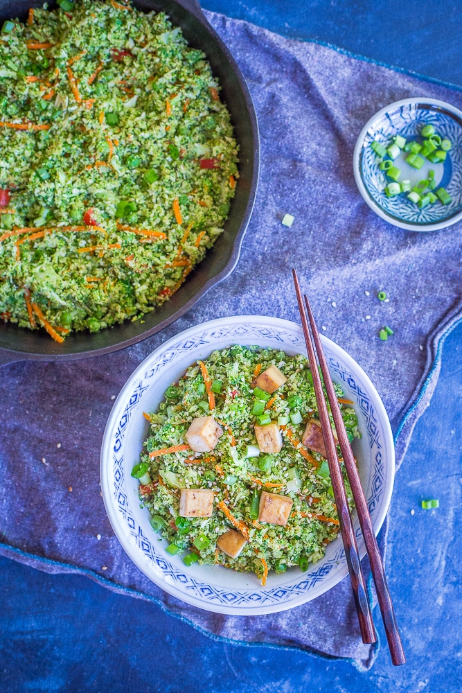 This Easy Broccoli Fried "Rice" comes together in only 30 minutes and is great as a side dish or main meal! Just add a little protein like tofu, tempeh or chickpeas and it's so filling! Vegan and gluten free too!